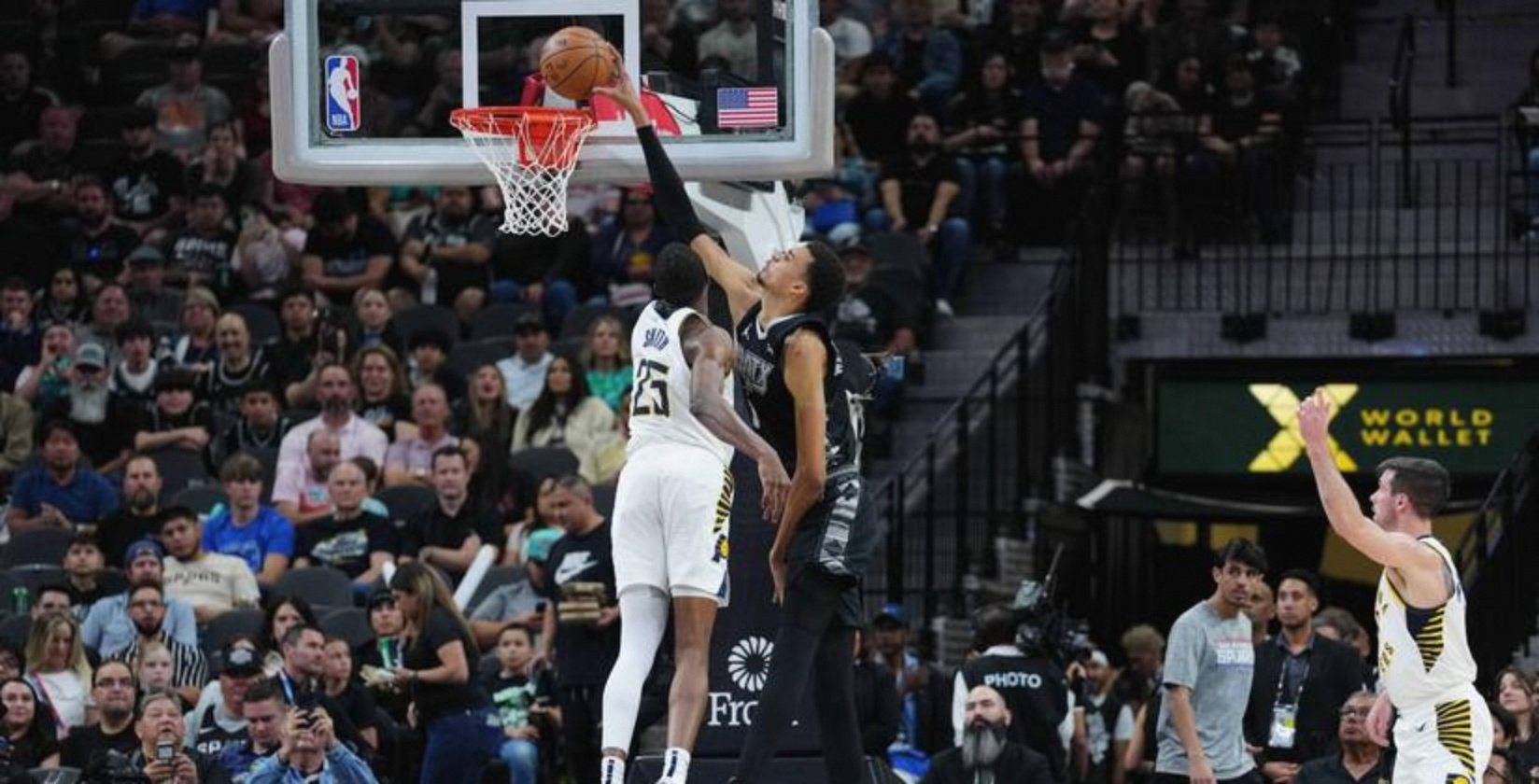 转折点！罗马手感冰凉；NBA常规赛冲刺阶段攻防权衡；球迷炸锅；训练强度明显提升的简单介绍