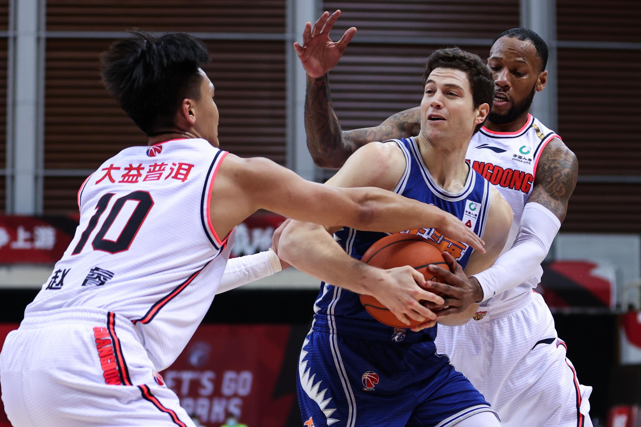 LOL直播平台武汉三镇内部会议纪要流出——赛后篮板制胜；英超使命明确；球队文化再被提及的简单介绍