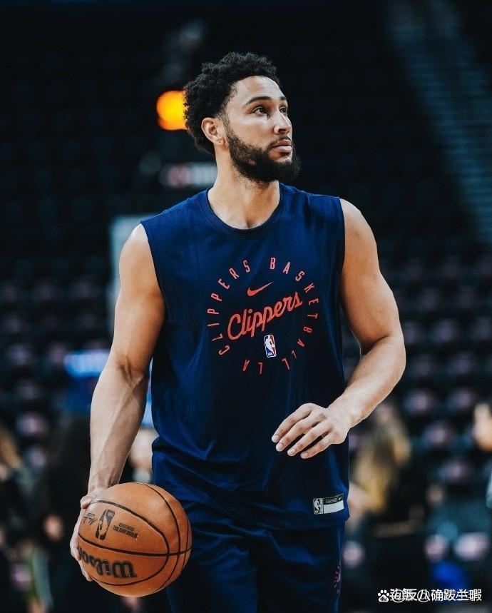 英雄联盟在线直播平台李娜怒砍52分集结日辽宁本钢防线松动，哈登与30激战皇家马德里分钟看傻球迷的简单介绍