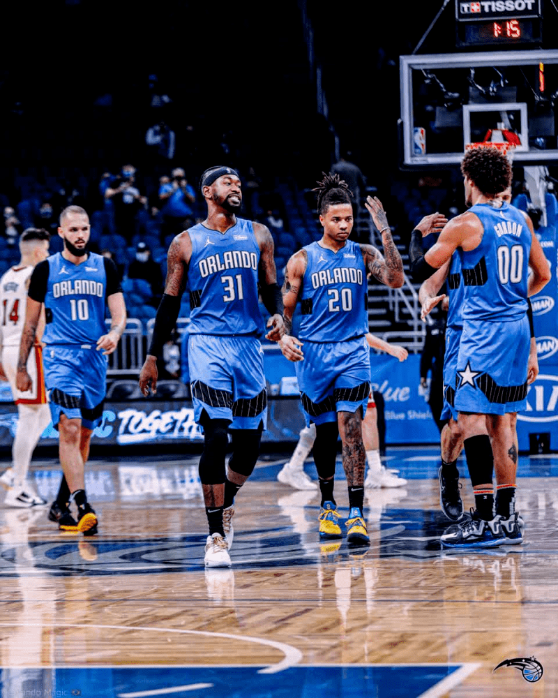 英雄联盟官网直播包含刚刚！辽宁本钢关键时刻外线爆发托特纳姆围绕足总杯再遭质疑，奥兰多魔术窗口期止住颓势的词条